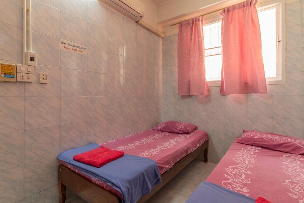 New Central Guesthouse Bangkok Dış mekan fotoğraf