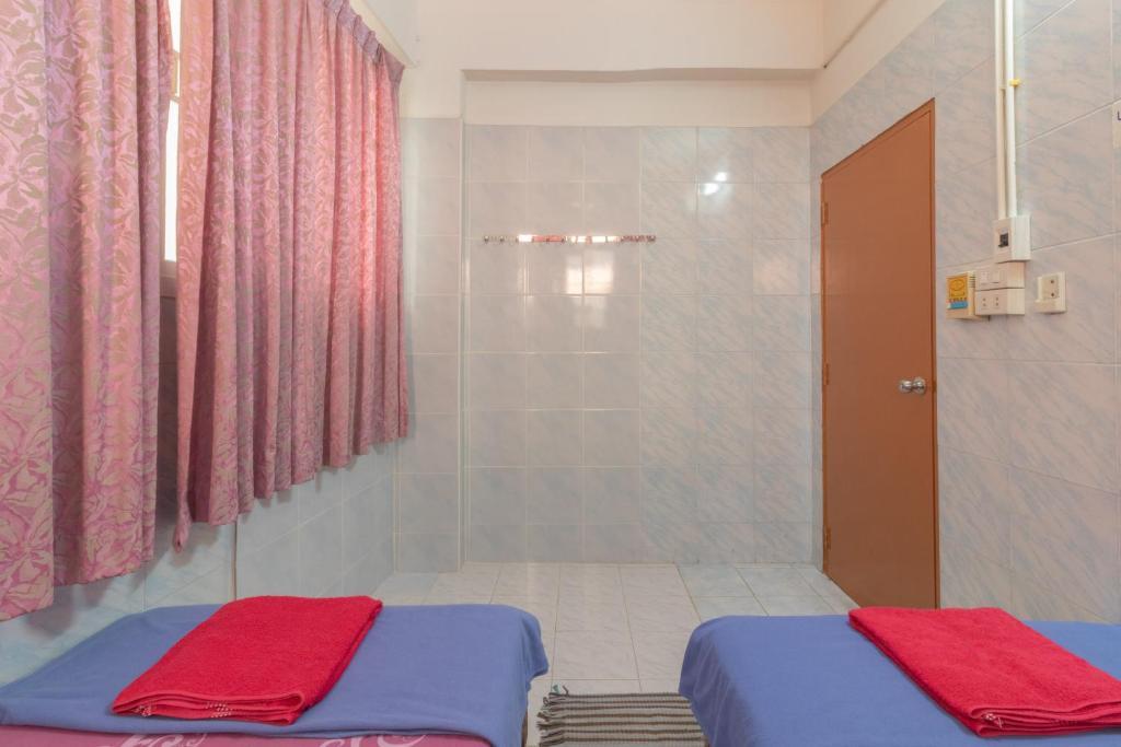 New Central Guesthouse Bangkok Dış mekan fotoğraf