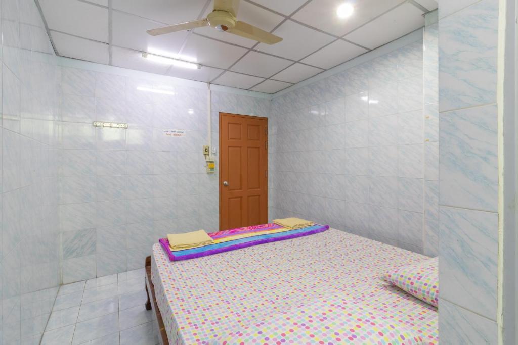 New Central Guesthouse Bangkok Dış mekan fotoğraf