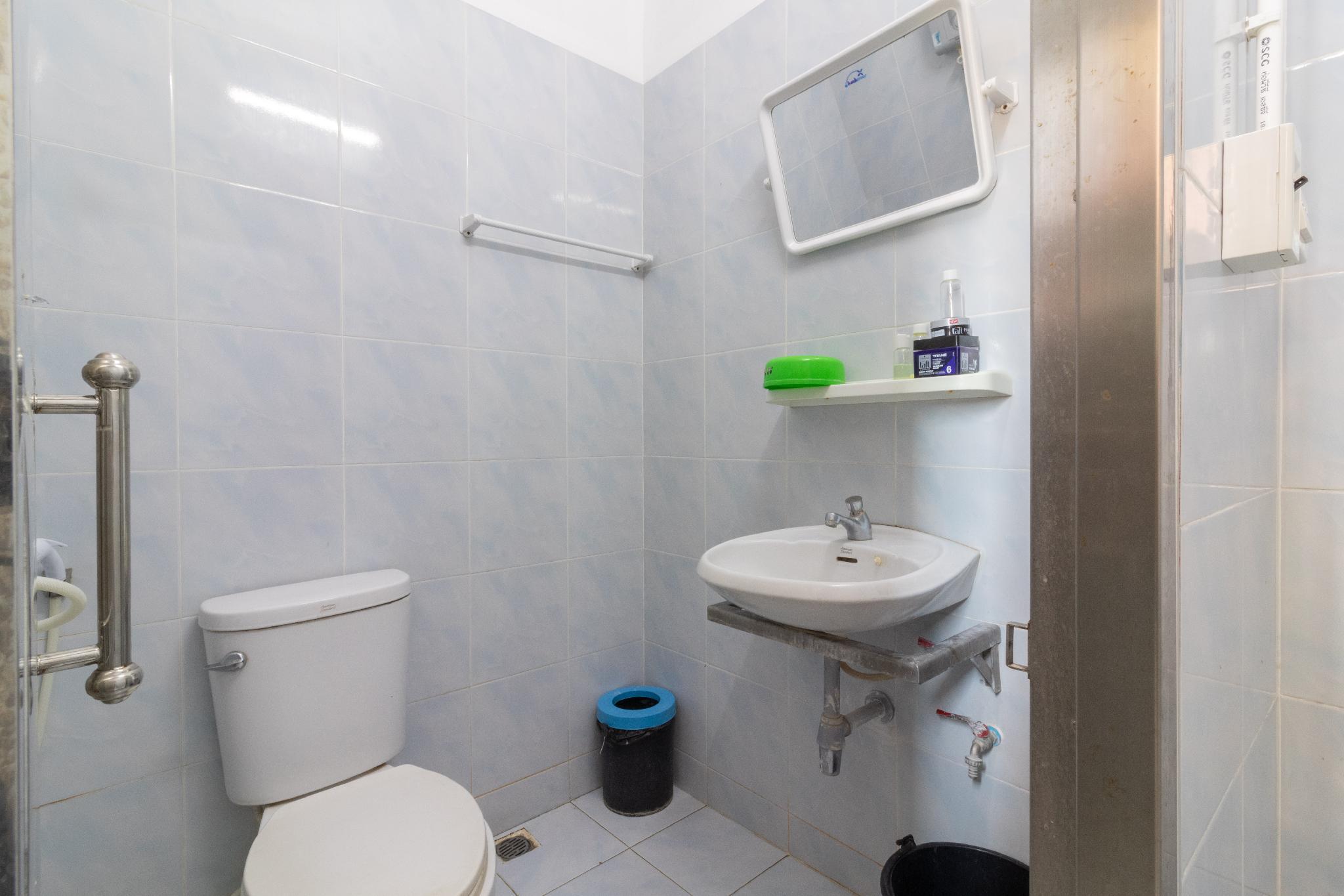 New Central Guesthouse Bangkok Dış mekan fotoğraf